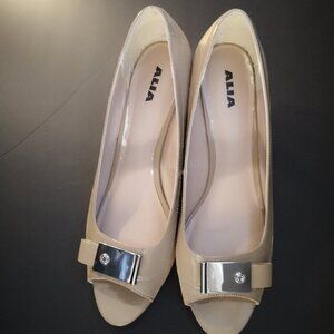 Alia Tiffany Ladies Open Toe Size 11M Tan Heeled Shoes